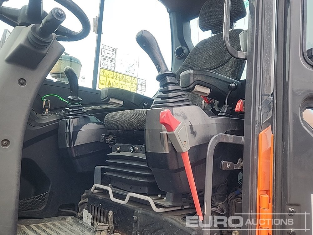Gumikerekes kotró 2017 Doosan DX57W-5: 33 kép.