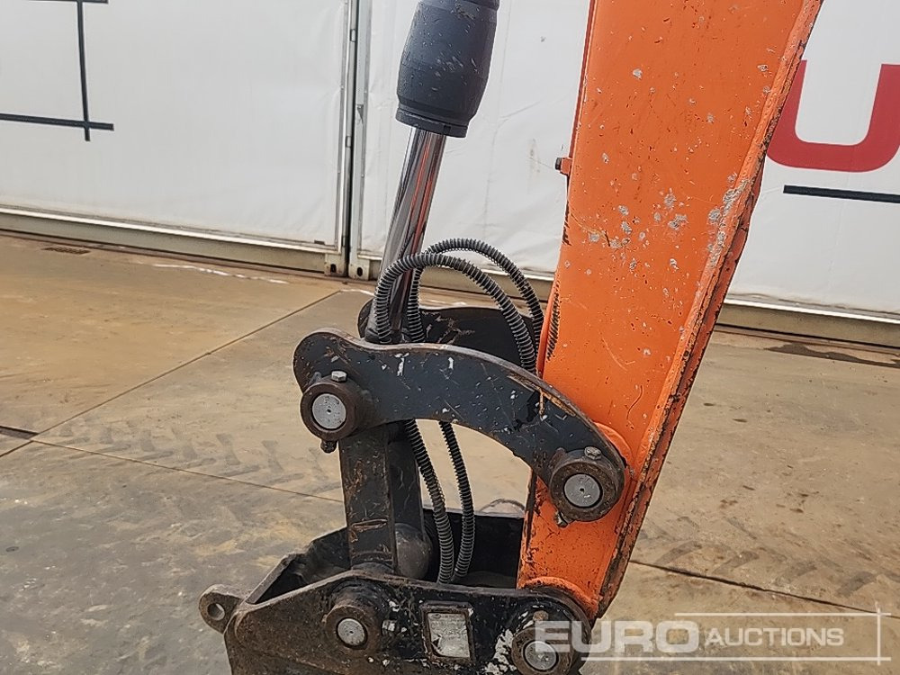 Gumikerekes kotró 2017 Doosan DX57W-5: 15 kép.