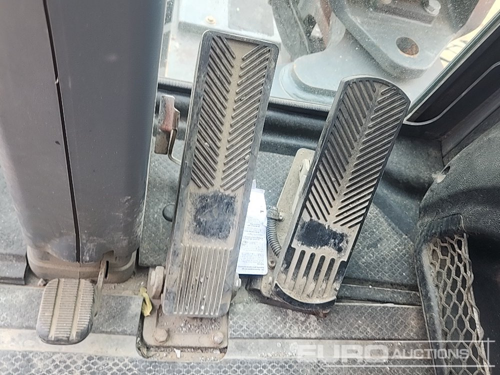 Gumikerekes kotró 2017 Doosan DX57W-5: 36 kép.