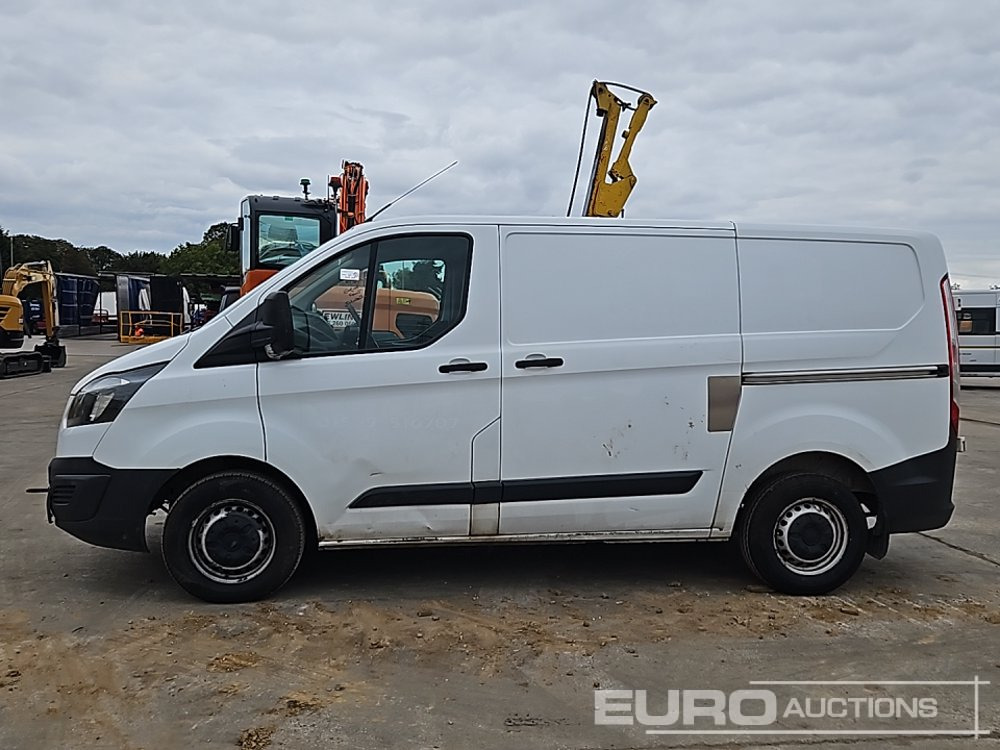 2017 Ford Transit - Duplakabinos kisteherautó: 2 kép. 2017 Ford Transit - Duplakabinos kisteherautó: 2 kép.