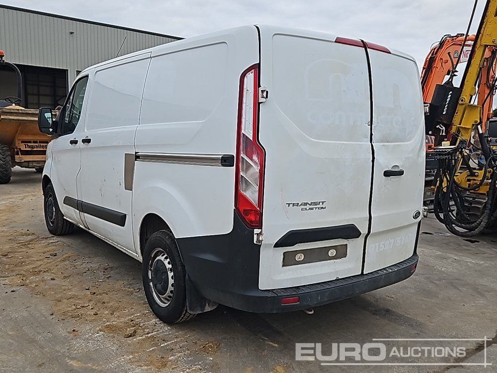 2017 Ford Transit - Duplakabinos kisteherautó: 3 kép. 2017 Ford Transit - Duplakabinos kisteherautó: 3 kép.