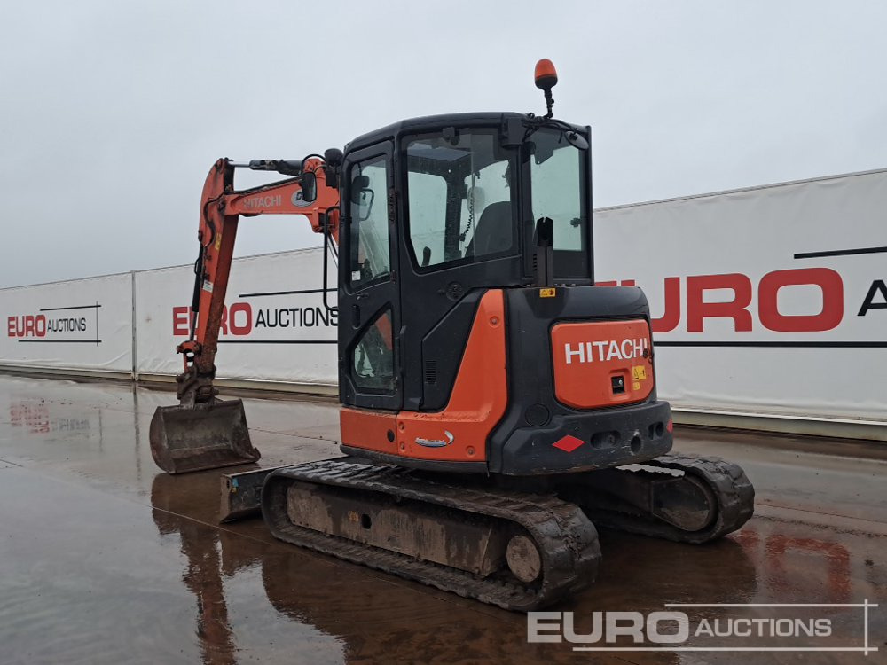 2017 Hitachi ZX55U-5A CLR - Minikotró: 3 kép. 2017 Hitachi ZX55U-5A CLR - Minikotró: 3 kép.