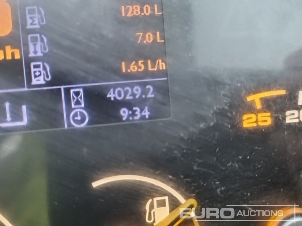 Teleszkópos rakodó 2017 JCB 540-170: 41 kép.