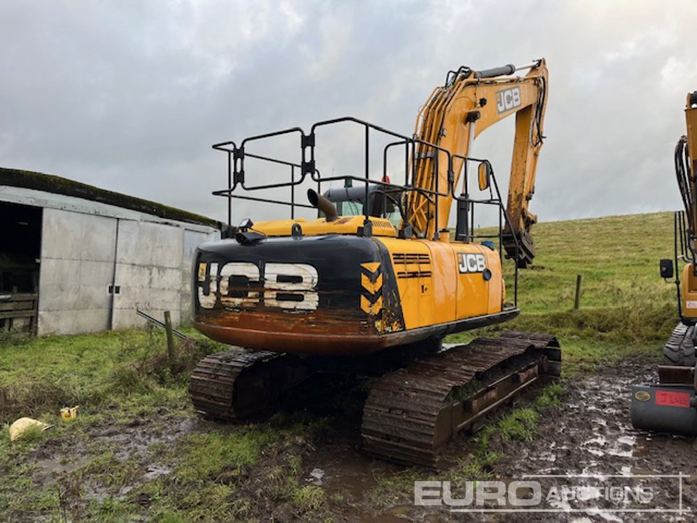 2017 JCB JS220LC - Lánctalpas kotró: 5 kép. 2017 JCB JS220LC - Lánctalpas kotró: 5 kép.