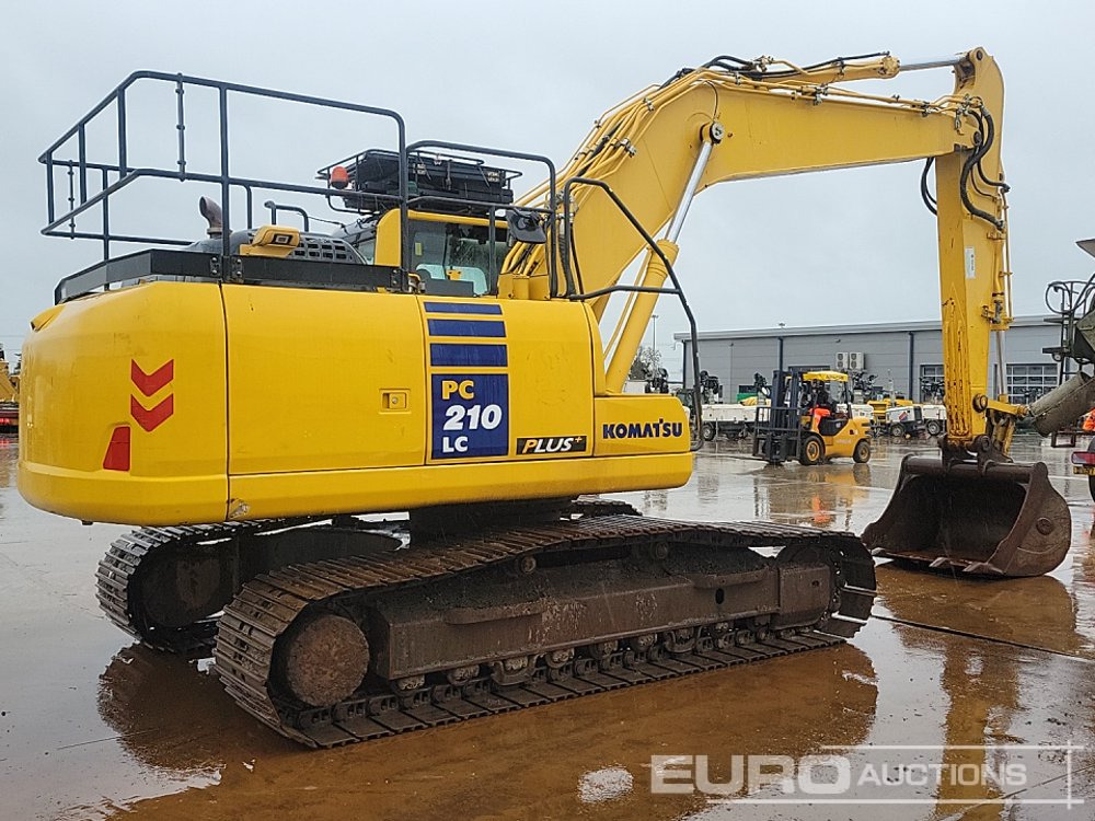 2017 Komatsu PC210LC-10 - Lánctalpas kotró: 5 kép. 2017 Komatsu PC210LC-10 - Lánctalpas kotró: 5 kép.