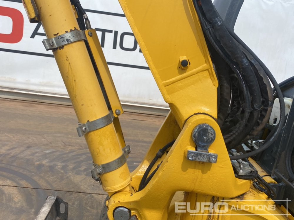Minikotró 2017 Komatsu PC55MR-3: 26 kép.