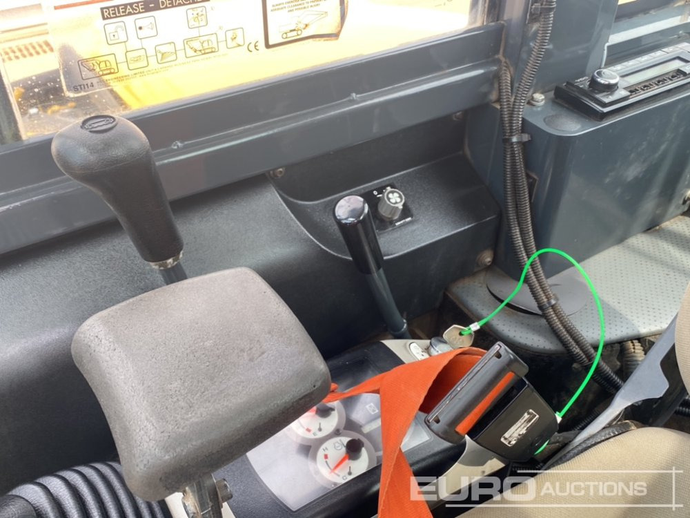 Minikotró 2017 Komatsu PC55MR-3: 34 kép.
