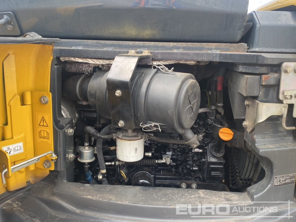 Minikotró 2017 Komatsu PC55MR-3: 12 kép.