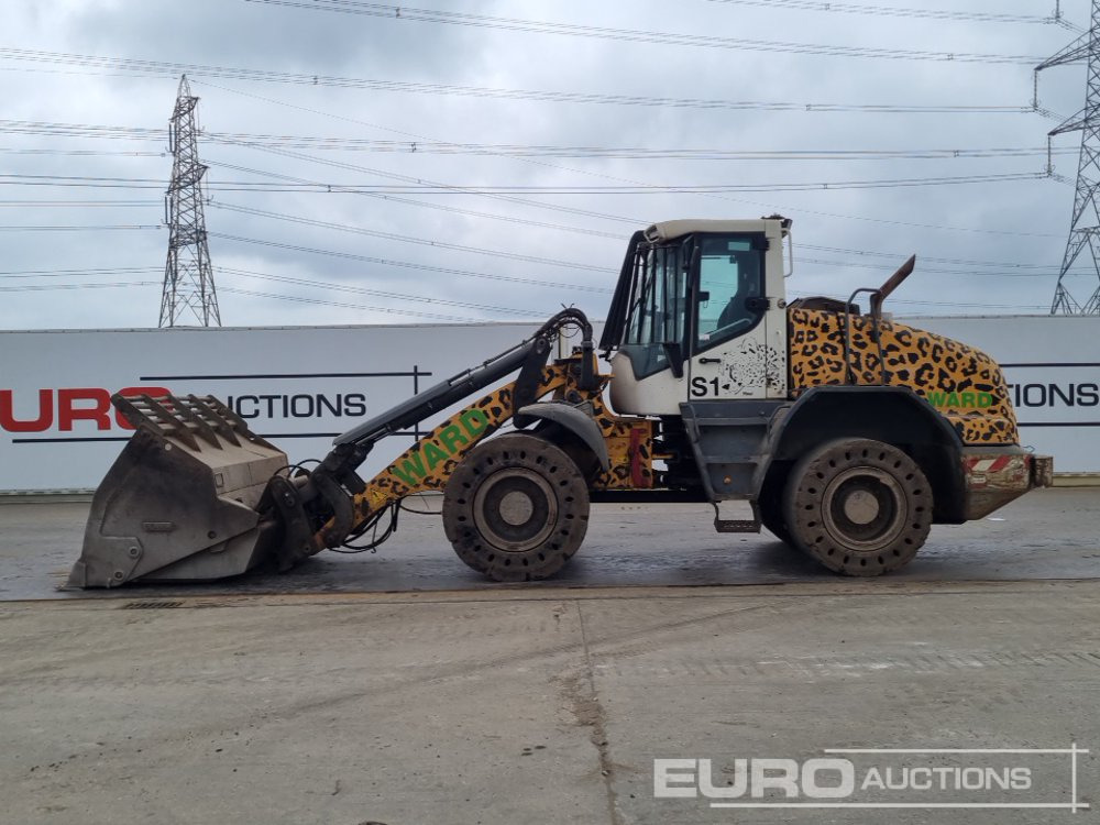 2017 Liebherr L538 - Gumikerekes homlokrakodó: 2 kép. 2017 Liebherr L538 - Gumikerekes homlokrakodó: 2 kép.