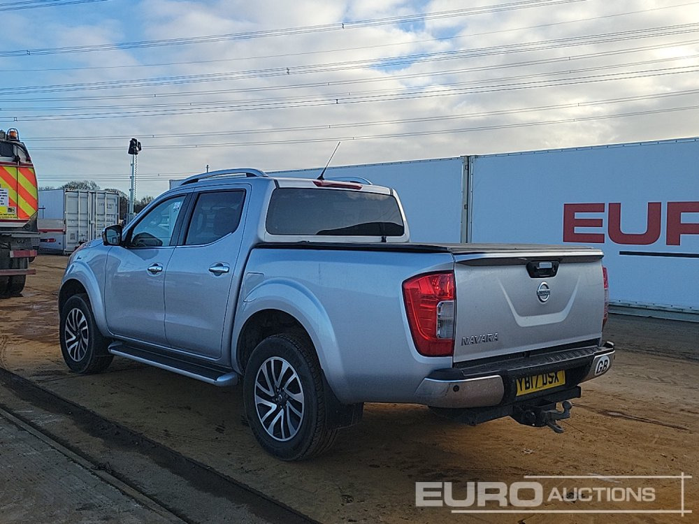 2017 Nissan Navara - Pickup: 3 kép. 2017 Nissan Navara - Pickup: 3 kép.