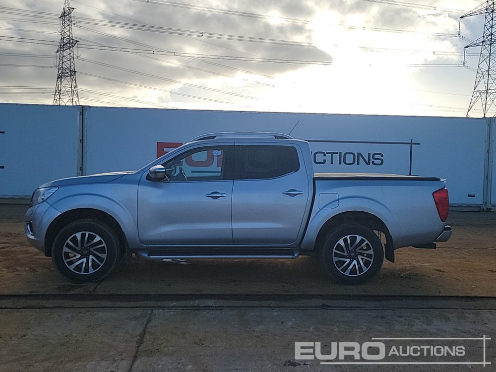 2017 Nissan Navara - Pickup: 2 kép. 2017 Nissan Navara - Pickup: 2 kép.
