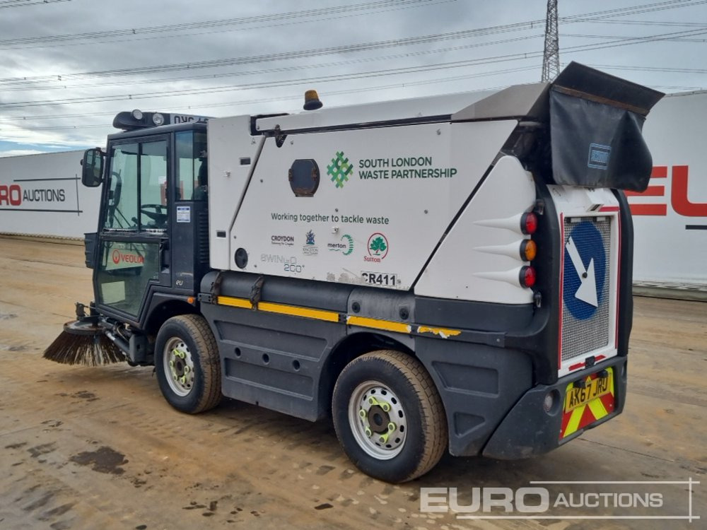 2017 Schmidt 4x2 Road Sweeper, Reverse Camera, A/C - Utcaseprő gép: 3 kép. 2017 Schmidt 4x2 Road Sweeper, Reverse Camera, A/C - Utcaseprő gép: 3 kép.