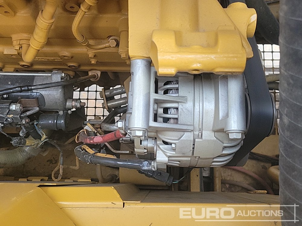 Lánctalpas kotró 2018 CAT 320GC: 39 kép.