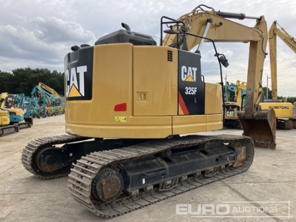 2018 CAT 325FLCR - Lánctalpas kotró: 3 kép. 2018 CAT 325FLCR - Lánctalpas kotró: 3 kép.