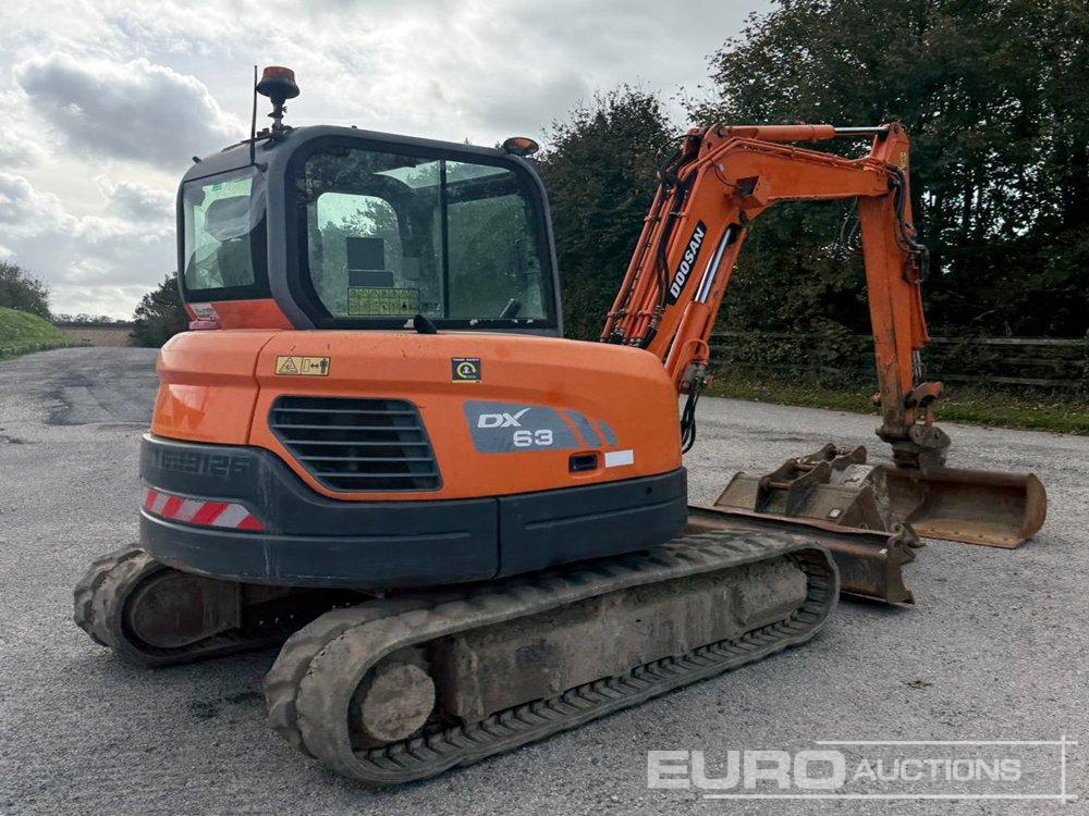 2018 Doosan DX63-3 - Minikotró: 2 kép. 2018 Doosan DX63-3 - Minikotró: 2 kép.