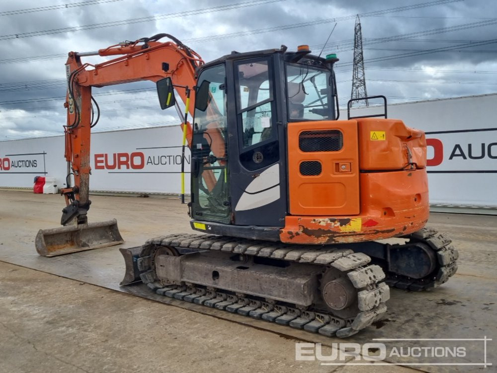 2018 Hitachi ZX85USB-5A - Minikotró: 3 kép. 2018 Hitachi ZX85USB-5A - Minikotró: 3 kép.