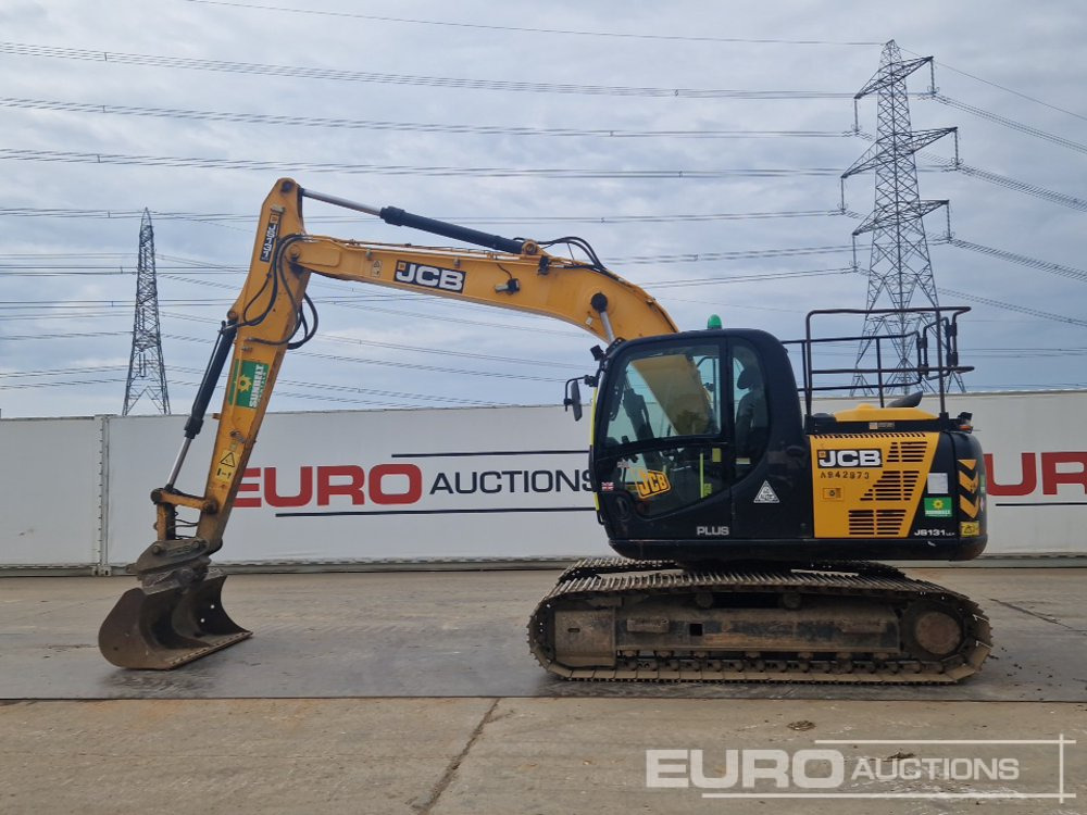 2018 JCB JS131LC - Lánctalpas kotró: 2 kép. 2018 JCB JS131LC - Lánctalpas kotró: 2 kép.