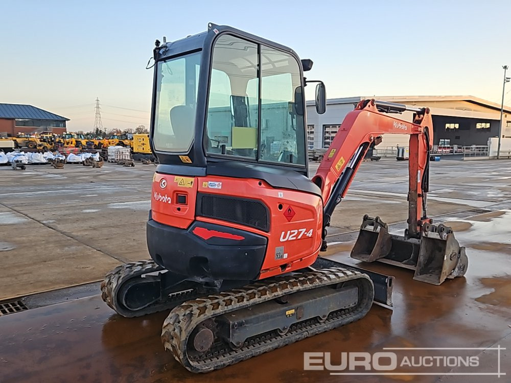 2018 Kubota U27-4 - Minikotró: 5 kép. 2018 Kubota U27-4 - Minikotró: 5 kép.