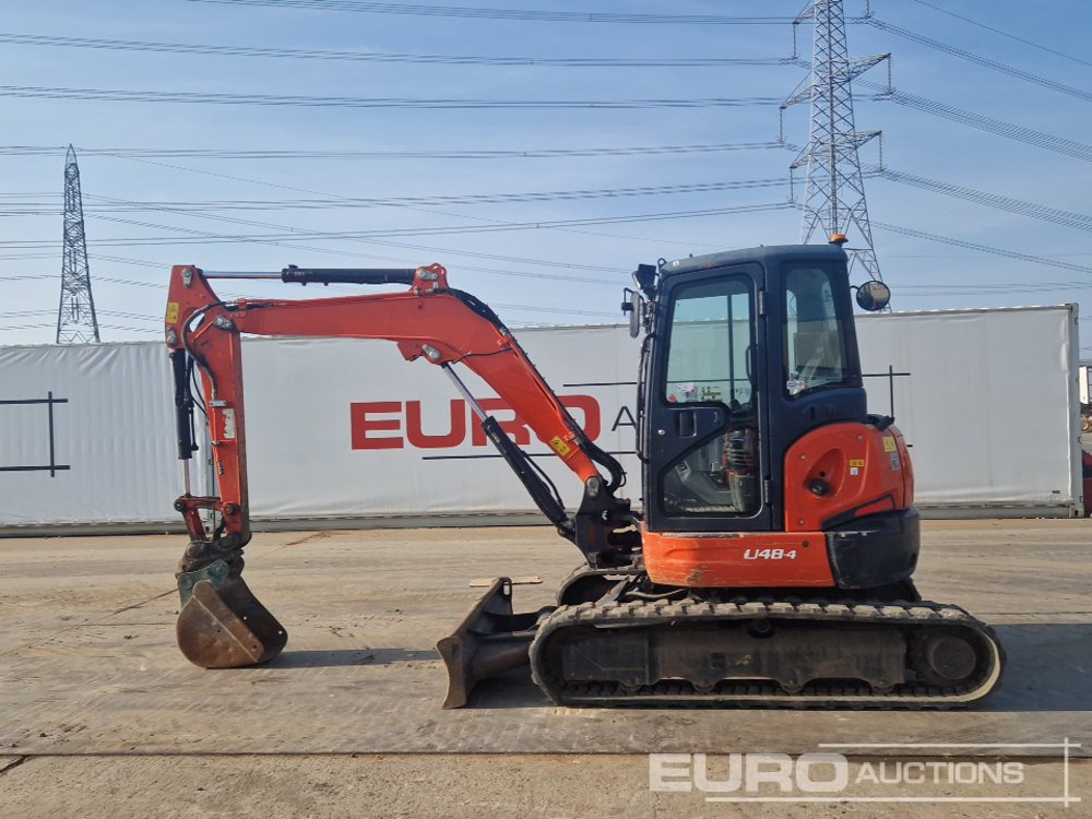 2018 Kubota U48-4 - Minikotró: 2 kép. 2018 Kubota U48-4 - Minikotró: 2 kép.