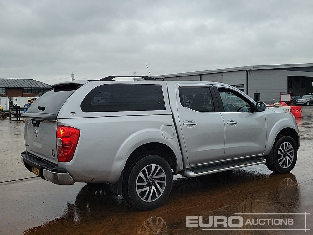 2018 Nissan Navara - Pickup: 5 kép. 2018 Nissan Navara - Pickup: 5 kép.