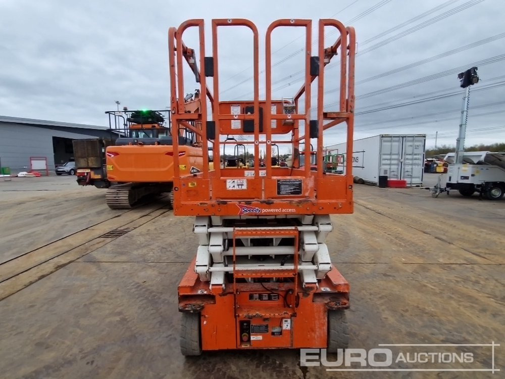 2018 Snorkel S4726E - Ollós emelő: 4 kép. 2018 Snorkel S4726E - Ollós emelő: 4 kép.