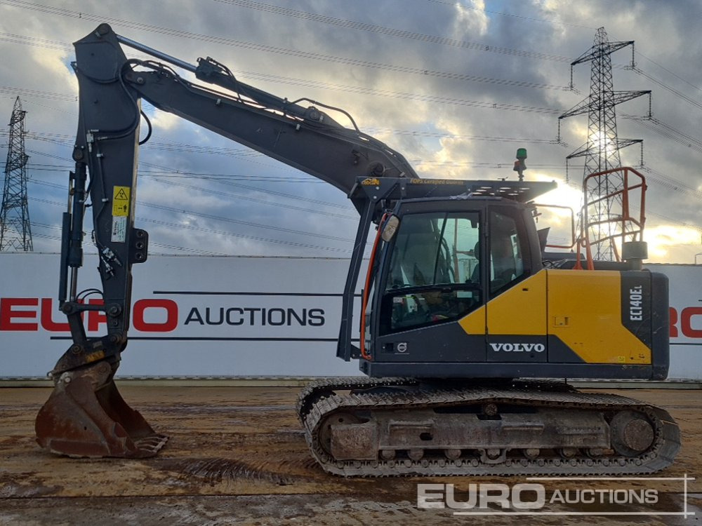 2018 Volvo EC140EL - Lánctalpas kotró: 2 kép. 2018 Volvo EC140EL - Lánctalpas kotró: 2 kép.