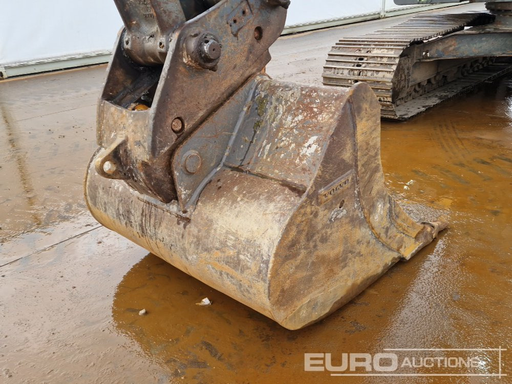 Lánctalpas kotró 2018 Volvo EC140EL: 21 kép.