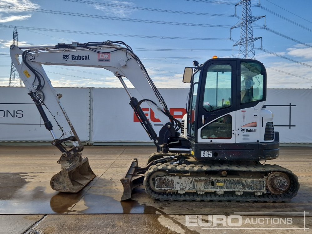 2019 Bobcat E85 - Minikotró: 2 kép. 2019 Bobcat E85 - Minikotró: 2 kép.