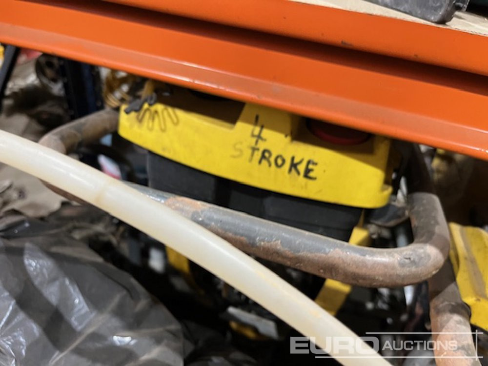 2019 Bomag BT60 - Aszfaltozó gép: 2 kép. 2019 Bomag BT60 - Aszfaltozó gép: 2 kép.