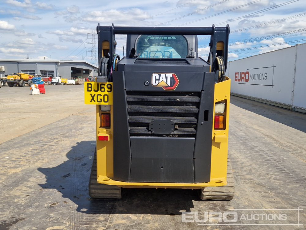 2019 CAT 257D3 - Mini homlokrakodó: 4 kép. 2019 CAT 257D3 - Mini homlokrakodó: 4 kép.
