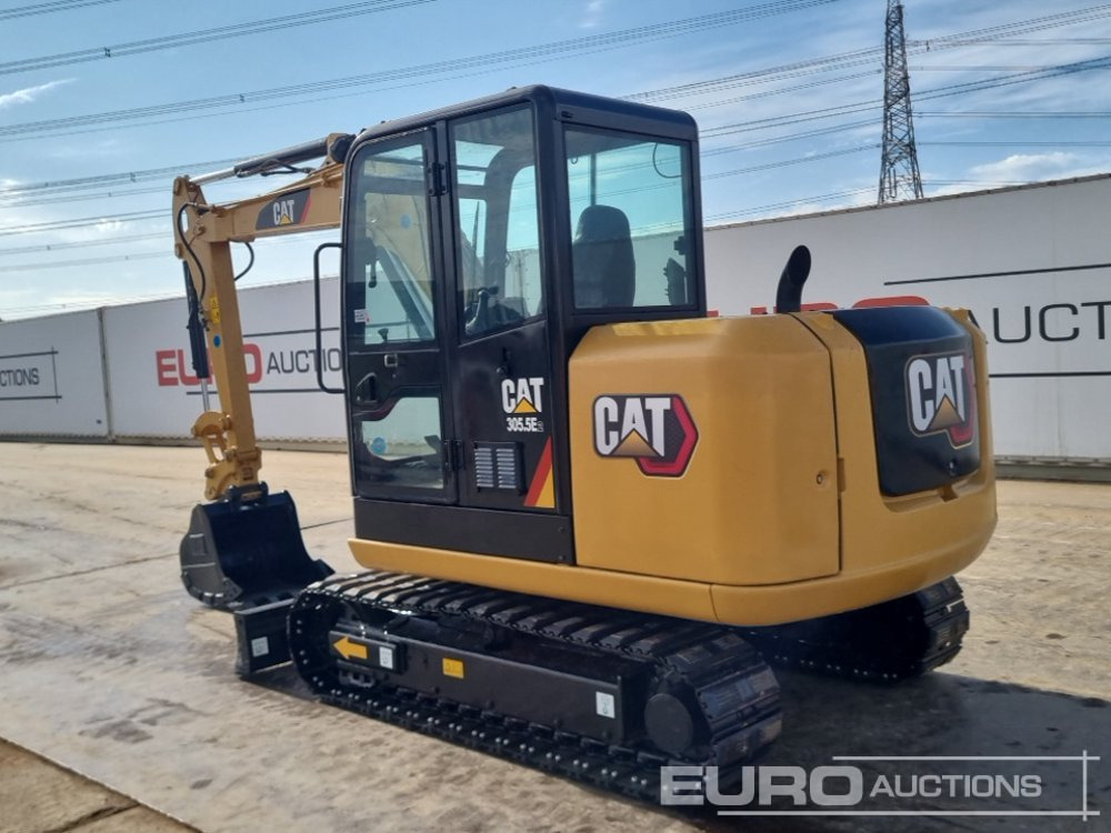 2019 CAT 305.5E2 - Minikotró: 3 kép. 2019 CAT 305.5E2 - Minikotró: 3 kép.