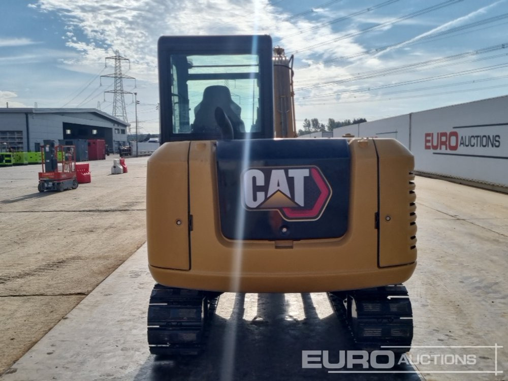 2019 CAT 305.5E2 - Minikotró: 4 kép. 2019 CAT 305.5E2 - Minikotró: 4 kép.