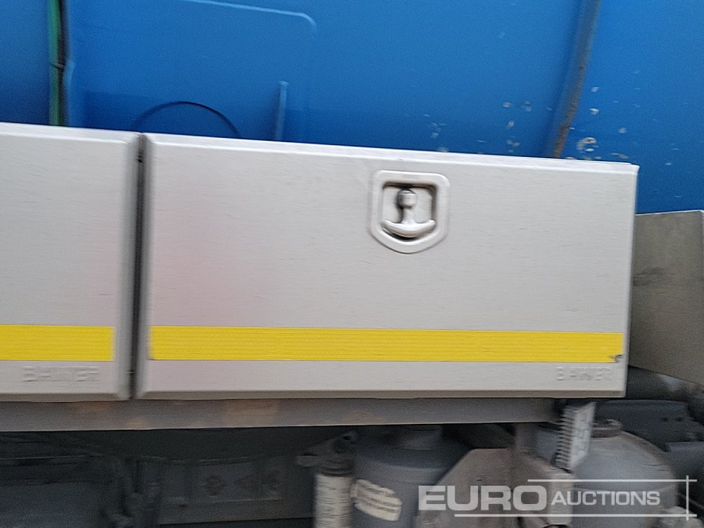 Tartályos teherautó 2019 DAF CF410: 20 kép.