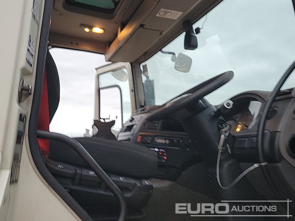 Tartályos teherautó 2019 DAF CF410: 47 kép.