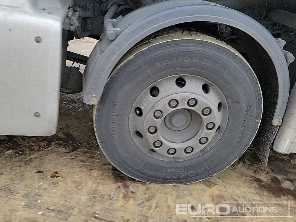 Tartályos teherautó 2019 DAF CF410: 10 kép.