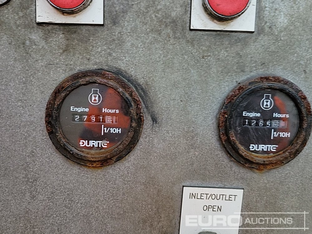 Tartályos teherautó 2019 DAF CF410: 43 kép.