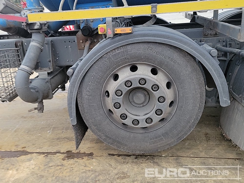 Tartályos teherautó 2019 DAF CF410: 13 kép.