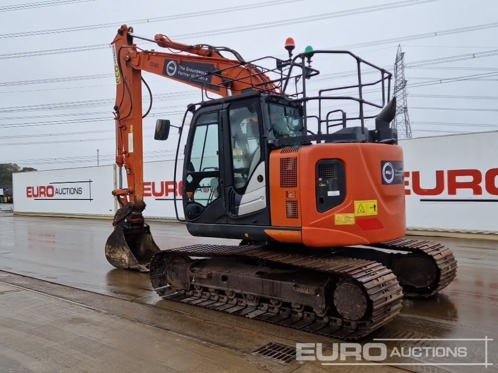 2019 Hitachi ZX135US-6 - Lánctalpas kotró: 3 kép. 2019 Hitachi ZX135US-6 - Lánctalpas kotró: 3 kép.