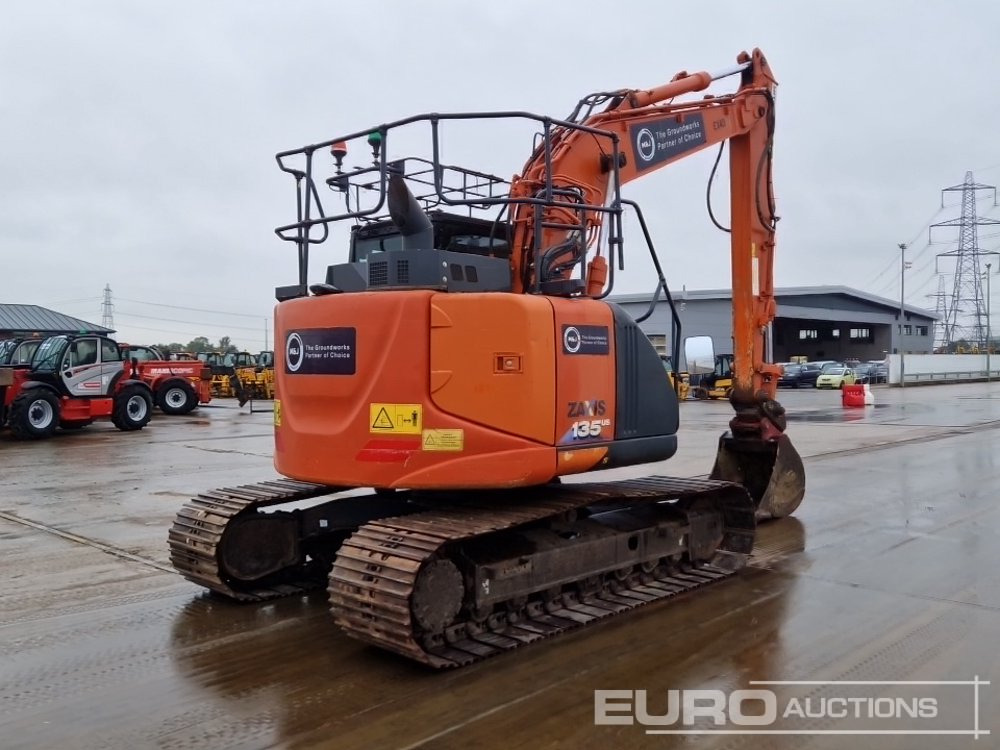 2019 Hitachi ZX135US-6 - Lánctalpas kotró: 5 kép. 2019 Hitachi ZX135US-6 - Lánctalpas kotró: 5 kép.