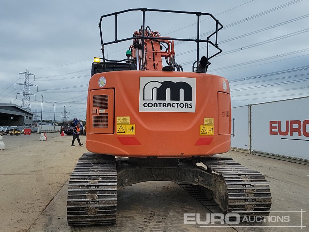 2019 Hitachi ZX225 USLC-6 - Lánctalpas kotró: 4 kép. 2019 Hitachi ZX225 USLC-6 - Lánctalpas kotró: 4 kép.