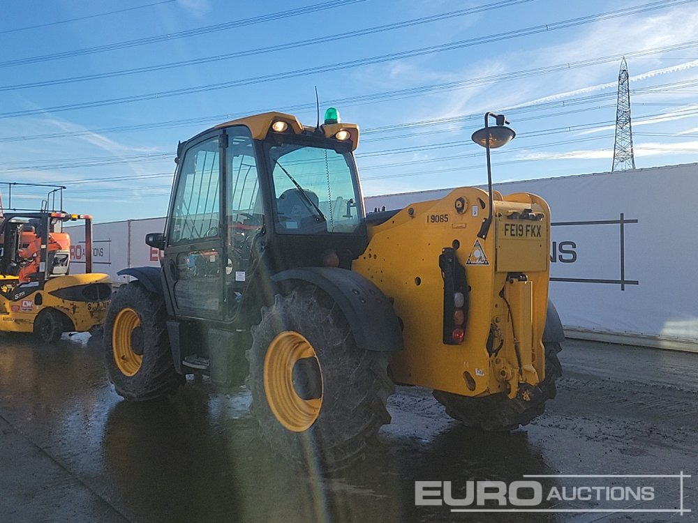 2019 JCB 535-95 - Teleszkópos rakodó: 3 kép. 2019 JCB 535-95 - Teleszkópos rakodó: 3 kép.