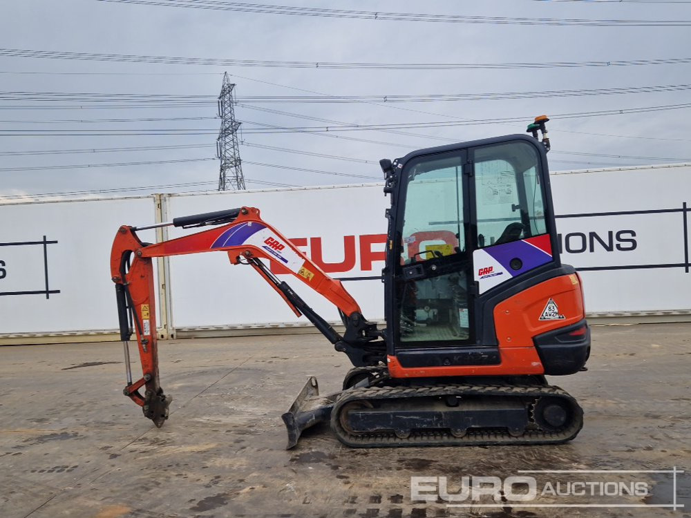 2019 Kubota KX027-4 - Minikotró: 2 kép. 2019 Kubota KX027-4 - Minikotró: 2 kép.