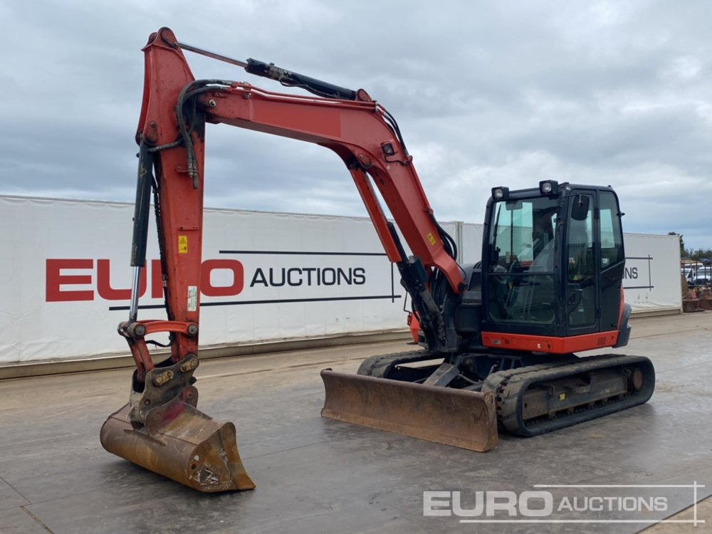 2019 Kubota KX080-4A - Minikotró: 1 kép. 2019 Kubota KX080-4A - Minikotró: 1 kép.
