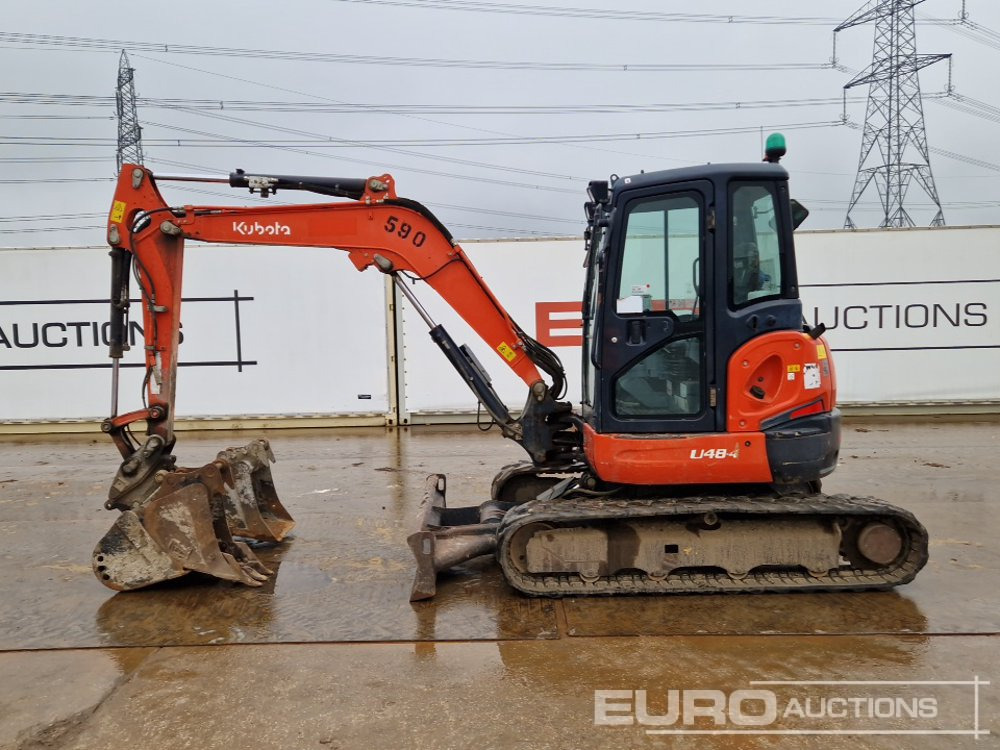 2019 Kubota U48-4 - Minikotró: 2 kép. 2019 Kubota U48-4 - Minikotró: 2 kép.