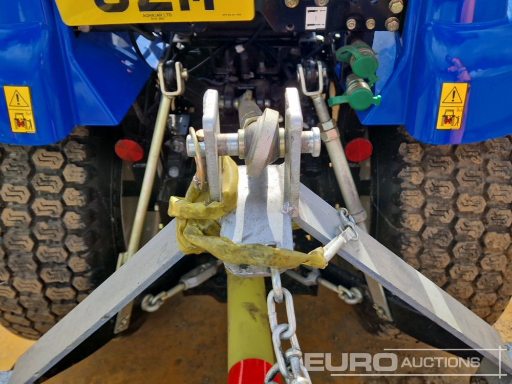 Kistraktor 2019 New Holland Boomer 25: 18 kép.