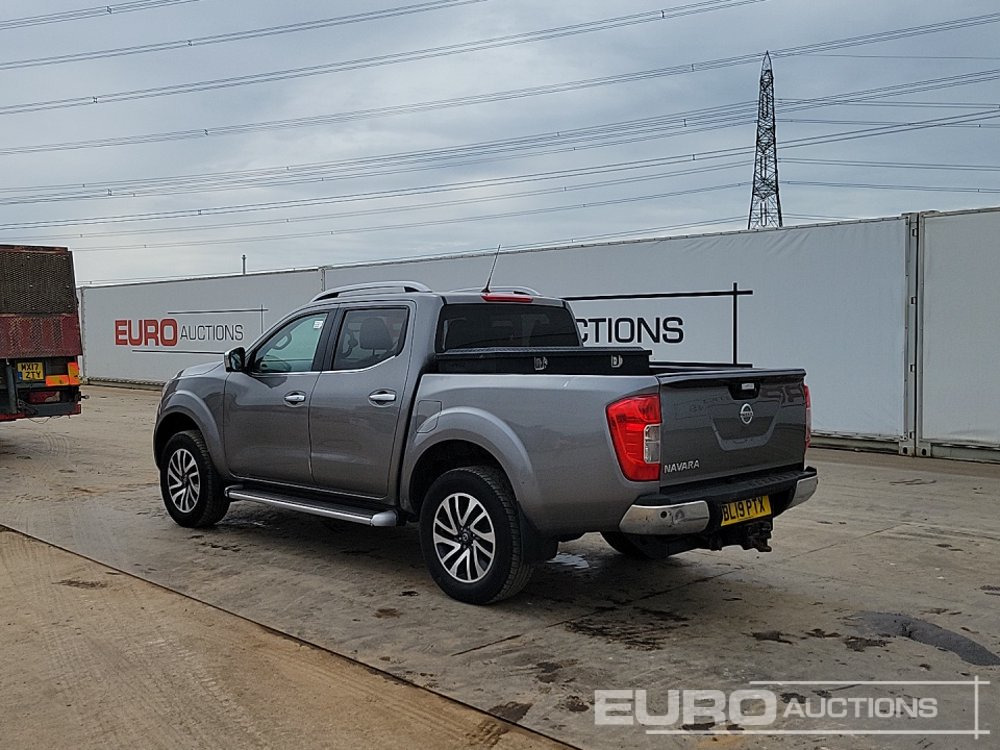 2019 Nissan Navara - Pickup: 3 kép. 2019 Nissan Navara - Pickup: 3 kép.