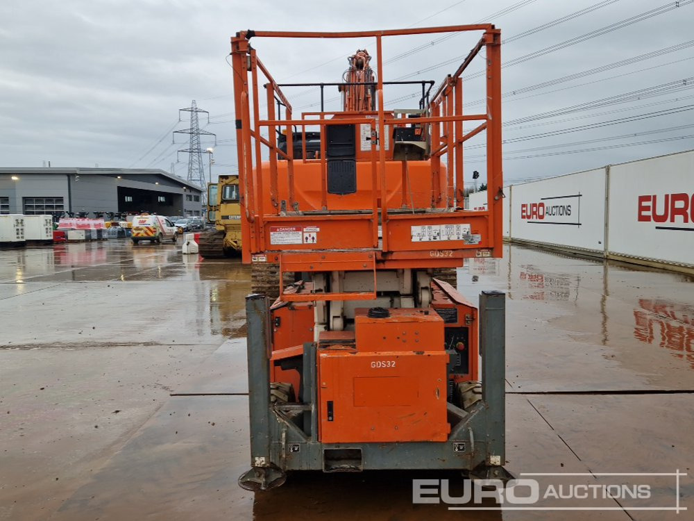 2019 Snorkel S2755RT - Ollós emelő: 4 kép. 2019 Snorkel S2755RT - Ollós emelő: 4 kép.