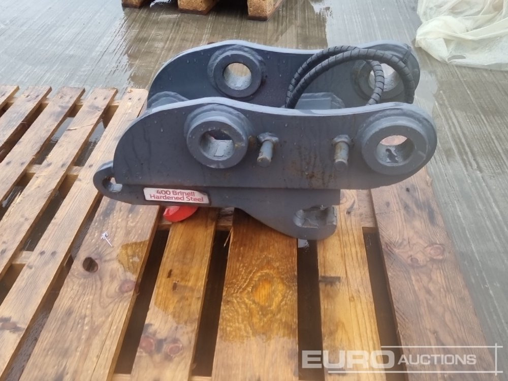 2019 Strickland Hydraulic Double Lock QH 60mm Pin to suit 10 Ton Excavator - Gyorscsatlakozó: 2 kép. 2019 Strickland Hydraulic Double Lock QH 60mm Pin to suit 10 Ton Excavator - Gyorscsatlakozó: 2 kép.