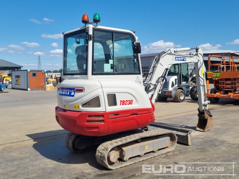 2019 Takeuchi TB230 - Minikotró: 5 kép. 2019 Takeuchi TB230 - Minikotró: 5 kép.