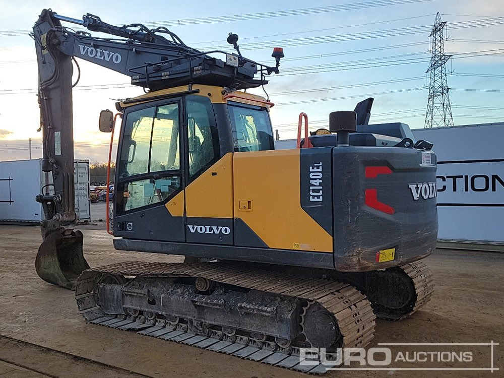 2019 Volvo EC140EL - Lánctalpas kotró: 3 kép. 2019 Volvo EC140EL - Lánctalpas kotró: 3 kép.